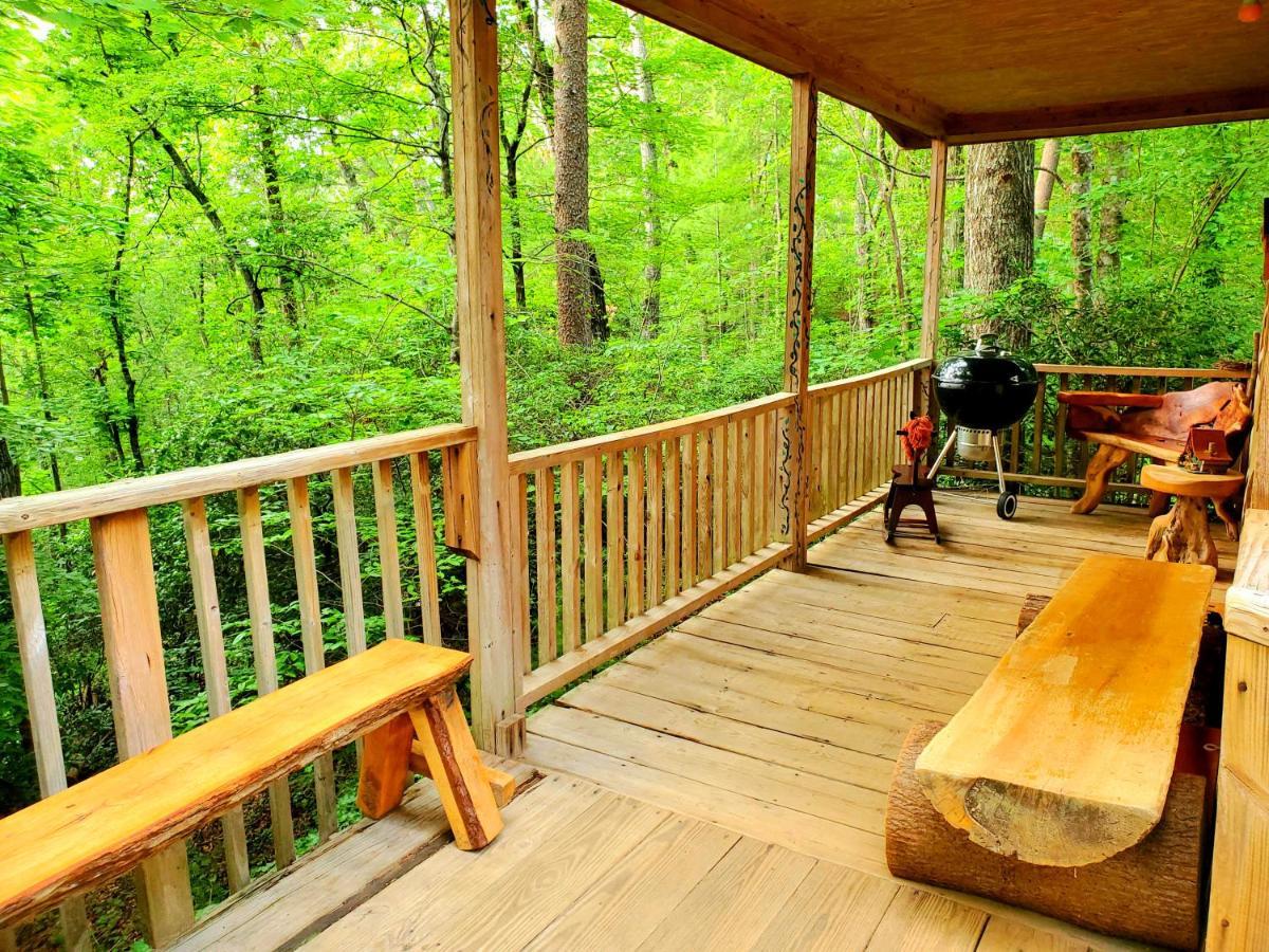 Lil' Log At Hearthstone Cabins And Camping - Pet Friendly Helen Luaran gambar